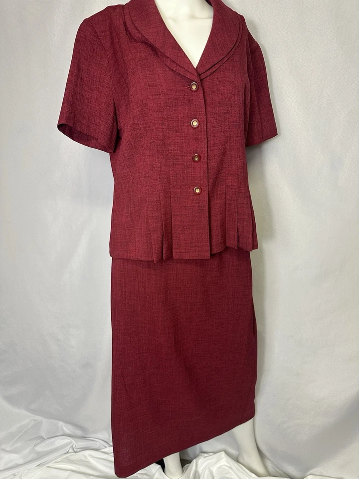 TERNO SAIA VINTAGE DANNY & NICOLE DESLUMBRANTE MARROM TAMANHO 12 - Imagem 4 de 4