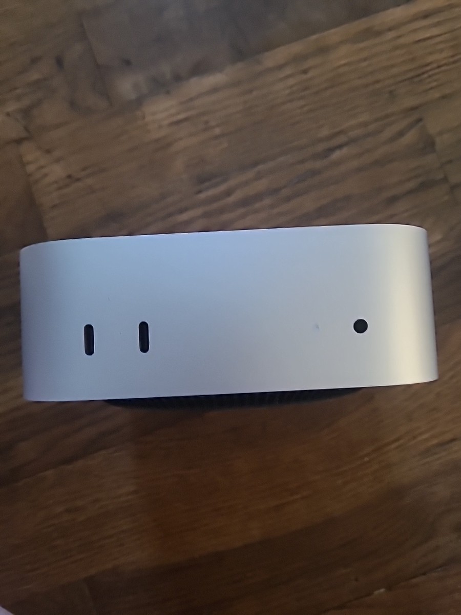 Apple Mac mini M4 256GB SSD 10 Core 16GB Silver MU9D3LL/A Apple Mac mini M4 256GB SSD 10 Core 16GB Silver MU9D3LL/A