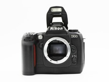 [Quasi come nuova/testata] Corpo fotocamera digitale Nikon D100 DSLR dal...
