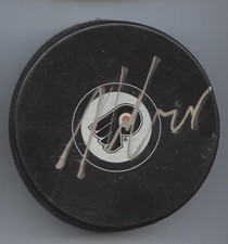 NICK COUSINS SIGNED PHILADELPHIA FLYERS HOCKEY PUCK w/ COA