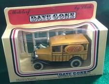 Models of Days Gone by Lledo 1983 #7 'Drink Coca-Cola in Bottles' Vintage Truck!