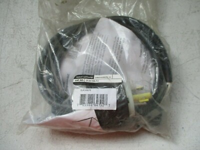 NEW Hubbell BLA-C4-HL-P4 Hook Loop & Plug 785988647927 Twist Lock Plug Superbay