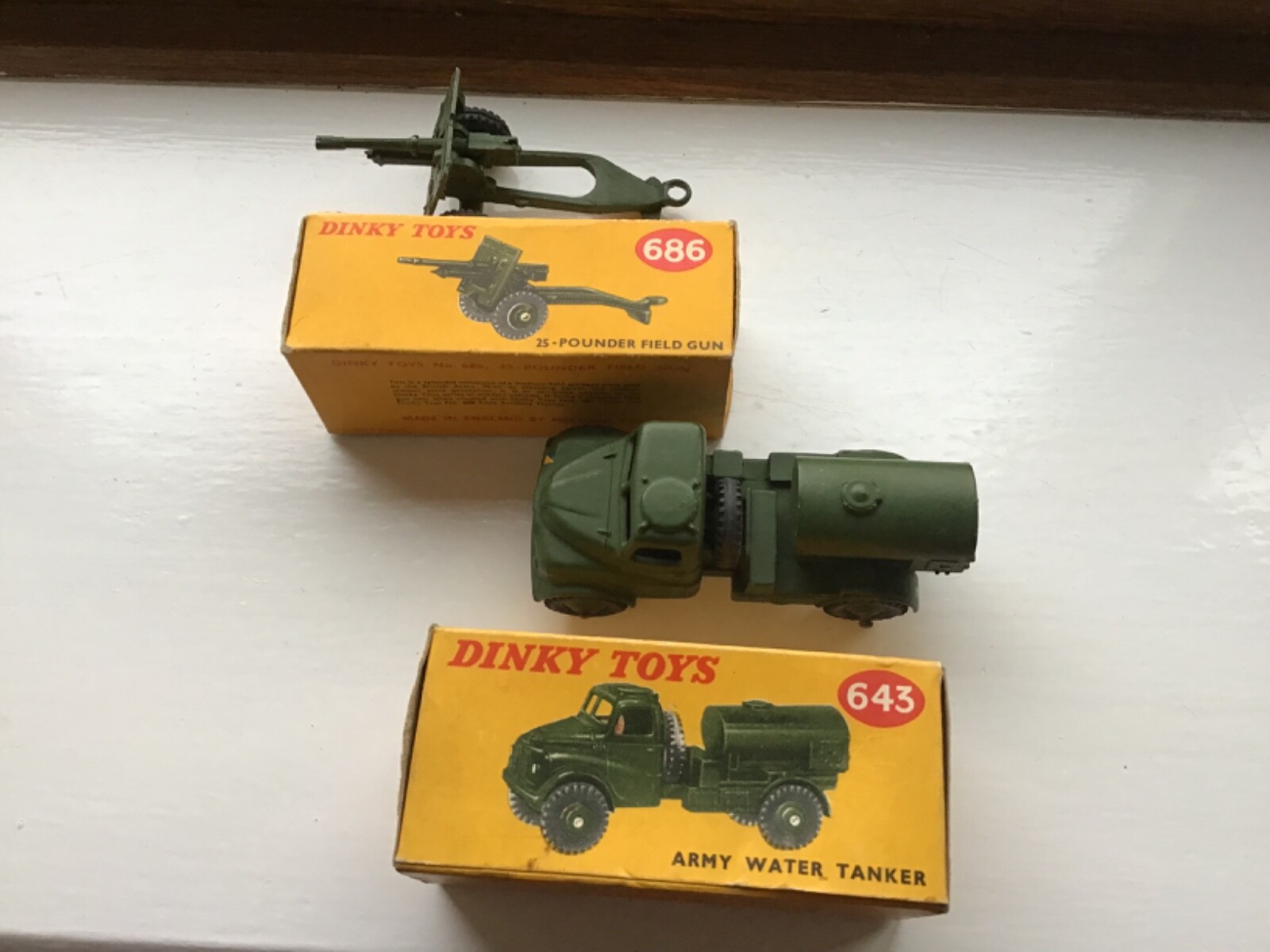 ALL TABS MILITARY ARMY DINKY TOYS 686 643 FIELD GUN WATER ANTIQUE