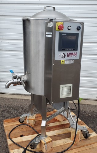 SAVAGE BROS 200 LB CHOCOLATE Melter & Conditioner