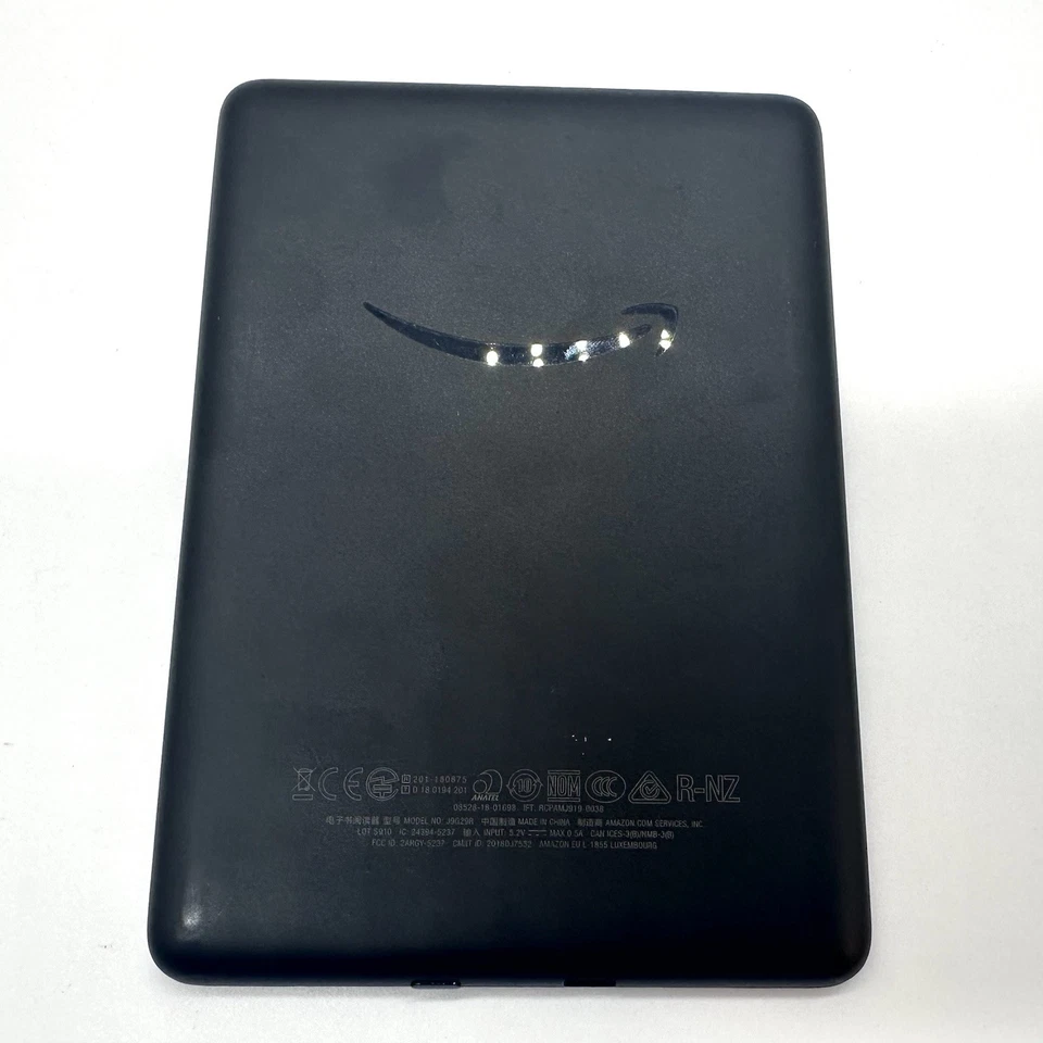 Amazon Kindle (4GB) 10th Generation. - Image 3 of 3