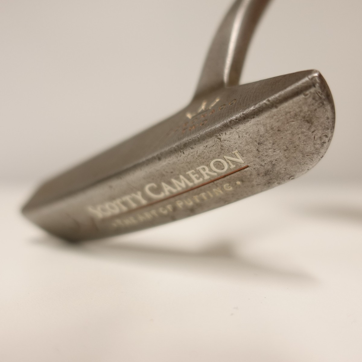SCOTTY CAMERON THE ART OF PUTTING CORONADO 35in Putter RH With  display picture 1