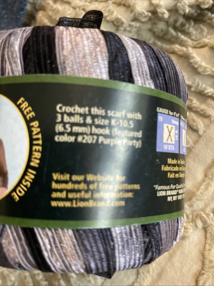 Lote de tinte Yarn Lion nuevo ACCENT ON BLACK #204: 42430 Foto 2 de 4