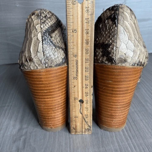 Vintage Boutique 9 Leather Snake Skin Cone Pump Heels Women Size 9M Tan Neutral - Image 4 of 4