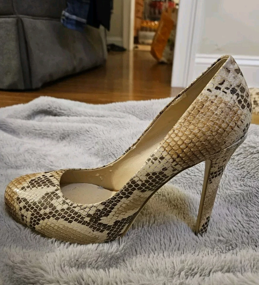 Women's INC Snake Skin, 4.5”inch Heels, Pumps Size 9M (International Concepts) - Image 3 of 4