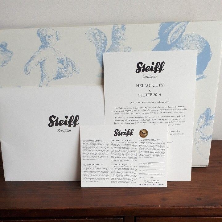 New Steiff Sanrio Hello Kitty 40th Anniversary Limited to 750