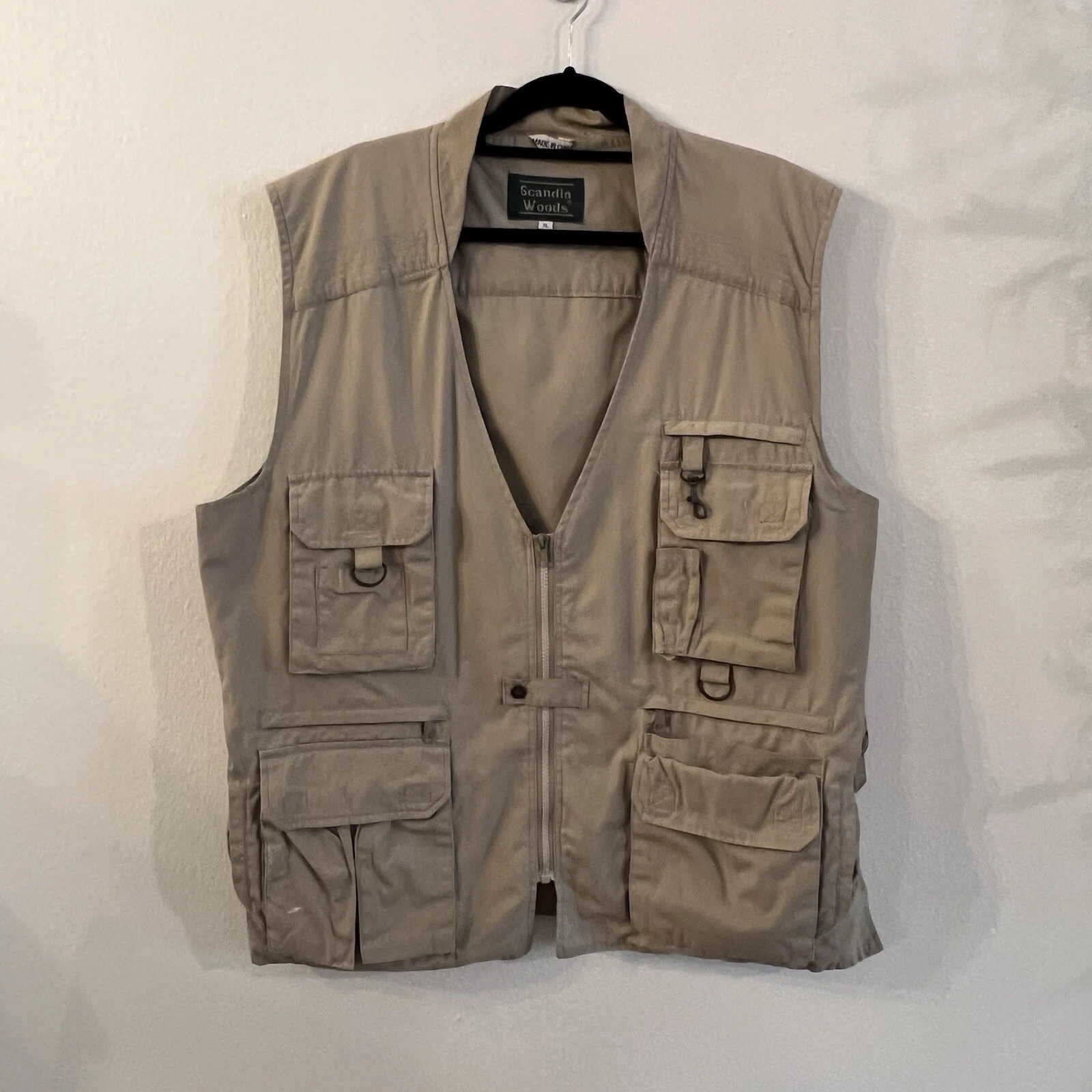 VINTAGE Scandia Woods Fishing Vest Men XLarge Khaki Zip Up Safari Hiking