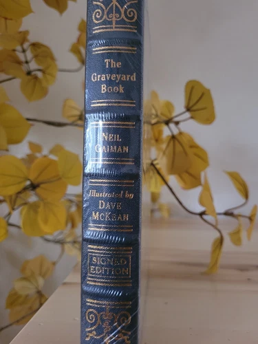 The Graveyard Book Neil Gaiman Easton Press Hardcover *SIGNED *SEALED