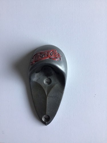 1930 - PEPSI COLA - TEAR DROP - WALL MOUNTED - CAP LIFTER - BOTTLE OPENER - Picture 5 of 11