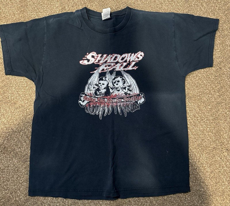 Shadows Fall Eating Emo Kids XL.Vintage