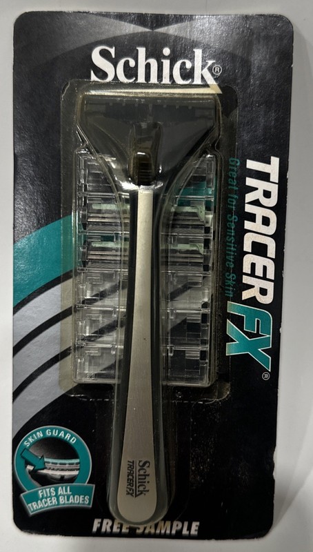 Vintage SCHICK TRACER FX, One Razor Handle Two Refill Blades