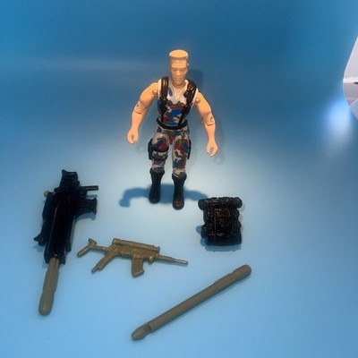 Colonel Guile 1994 Capcom Street Fighter Hasbro GI Joe Figure 