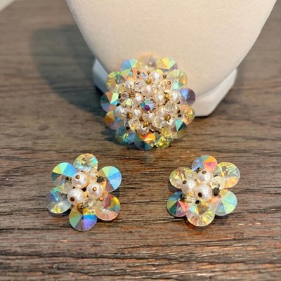 1950s Goldtone and Aurora Borealis Pearl/Crystal Cluster Brooch Clip On Earrings