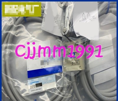 1PC NEW D4C-1703 sensor  &ex