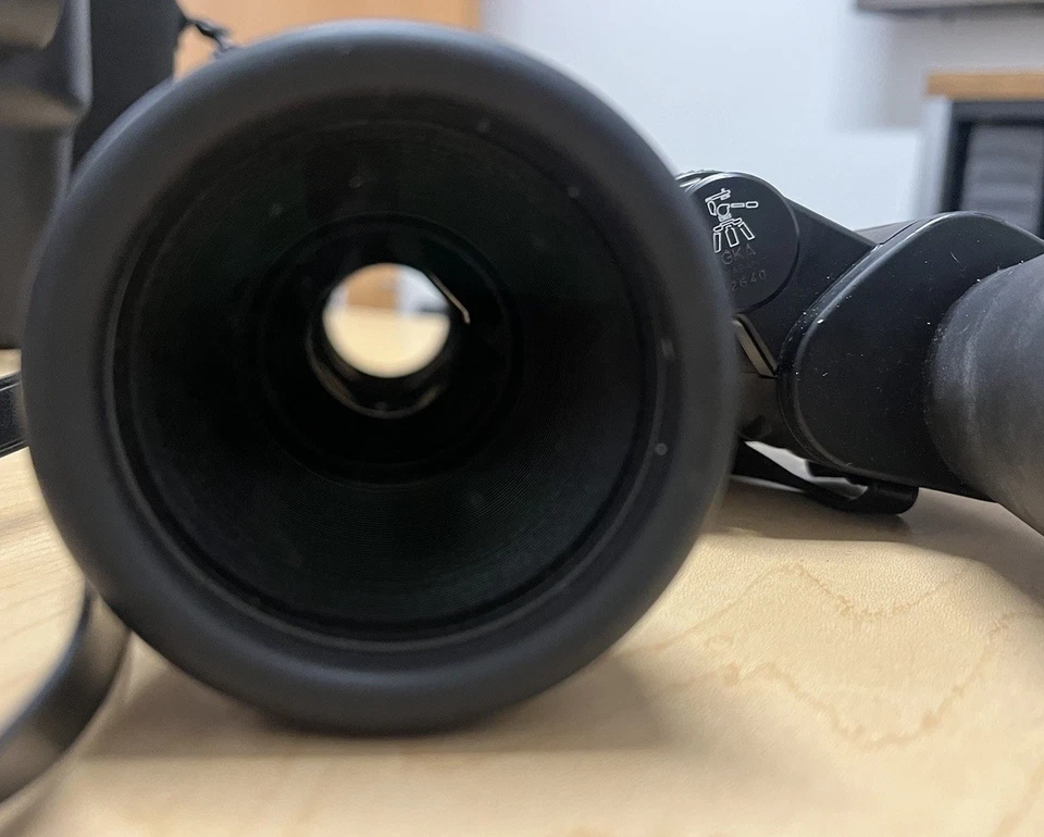 Orion 8x56 Mini-giant Binoculars - Image 3 of 4