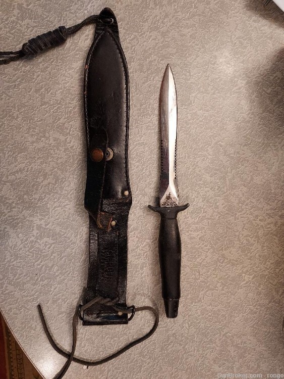 RARE US 1977 GERBER MK2 Commando Fighting Knife BLACK ** GREAT GIFT * *