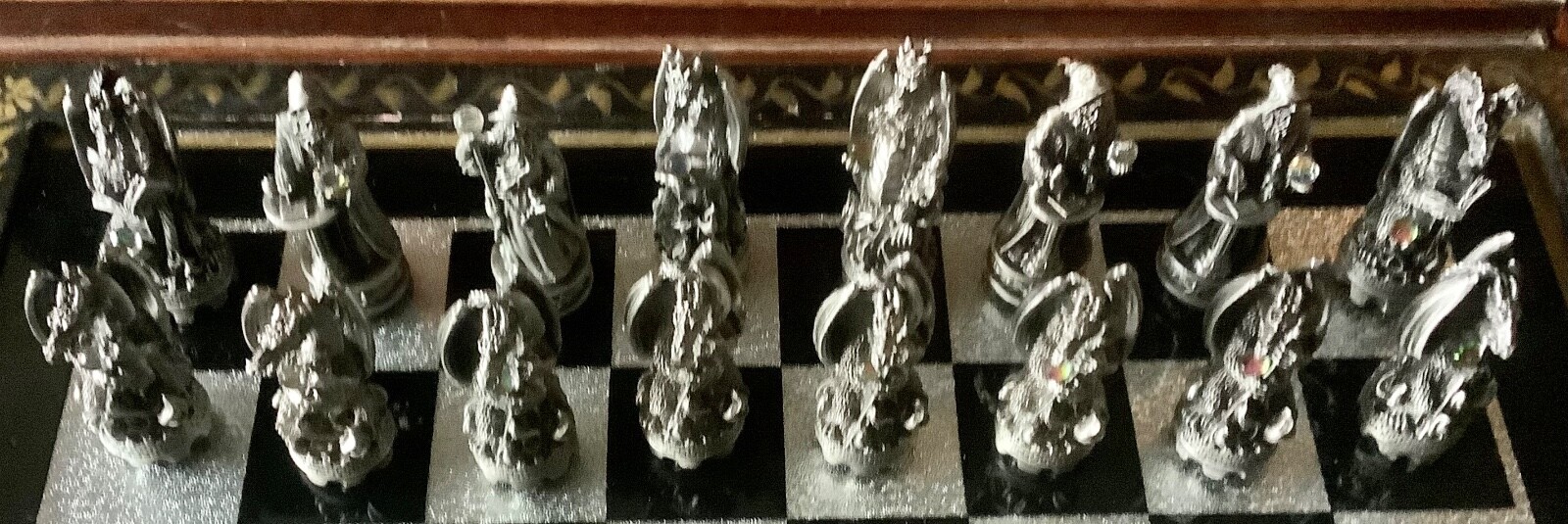 Picture 3 of 24