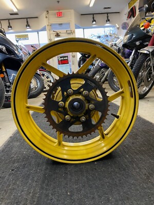 らり 2012 KAWASAKI NINJA ZX6R ZX600R oem REAR WHEEL RIM 41073