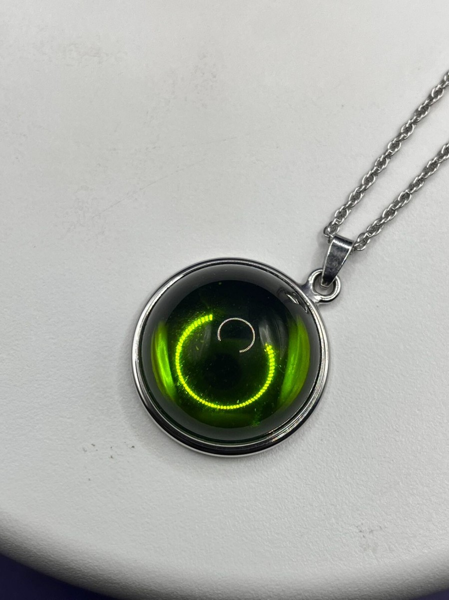 LALIQUE グリーンペンダント Lalique Green Clear Crystal Cabochon Pendant + Japan SN