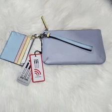 ili New York 2 pc Wristlet Set, Yellow Bird NWT