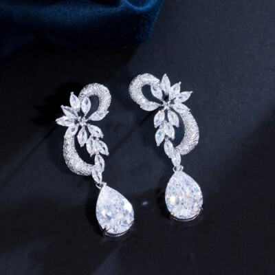 Gorgeous Silver Plated CZ Zirconia Symmetrical Flower Leaf Drop Wedding Earrings