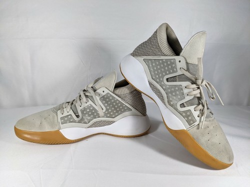 Basketball Shoes Brooklyn 11222 