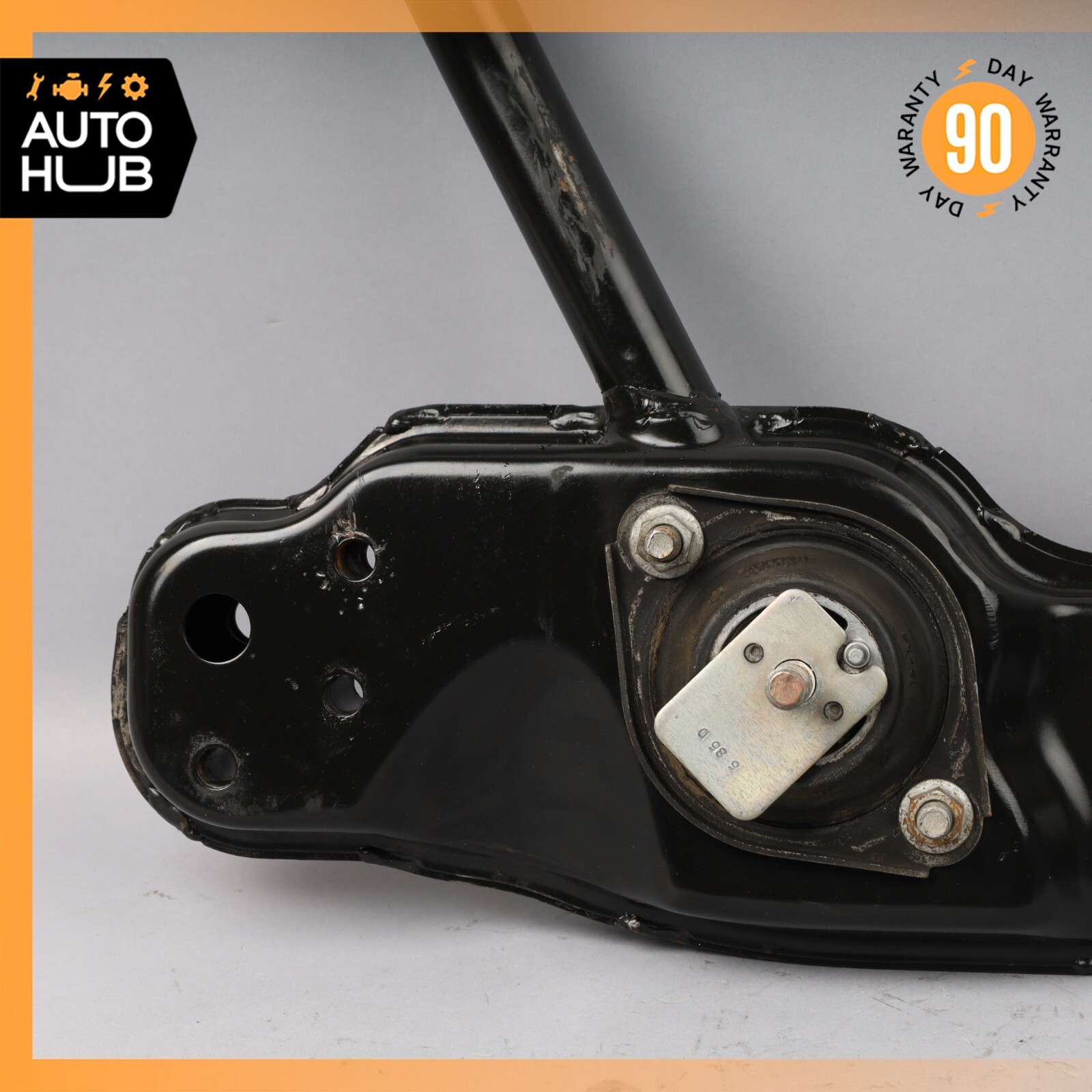 05-07 Maserati Quattroporte M139 Rear Transmission CrossMember Bracket OEM 79k