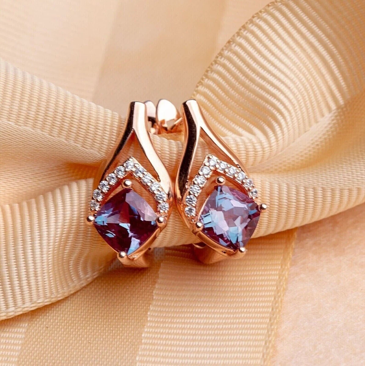 Golden Stud Earrings with Alexandrite Gemstones