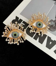 Schiaparelli Retro  diamond eye earrings three-dimensional devil's eye