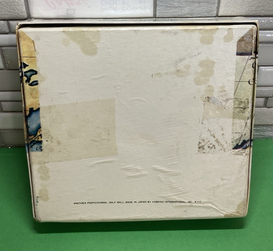 12 Capri Red/Green Double Dots by Kabriko Golf Balls Japan 1960's