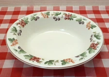 Wedgwood Queen's Ware Dinnerware Provence Pattern Oval Vegetable Bowl 9 3/4"