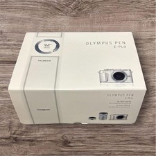 OLYMPUS PEN E-PL9 Double Zoom Kit Tested