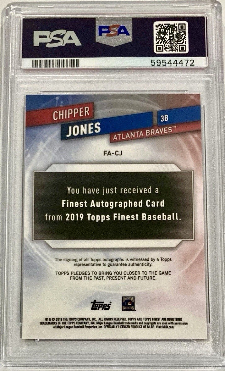 2020 Topps Finest Chipper Jones ORANGE WAVE REFRACTOR /25 AUTO PSA 10 GEM MINT view 2