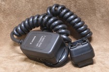 Canon Off-Camera Shoe Cord 2 CZ6-2359 Coiled Flash Sync Cable (Boxed)