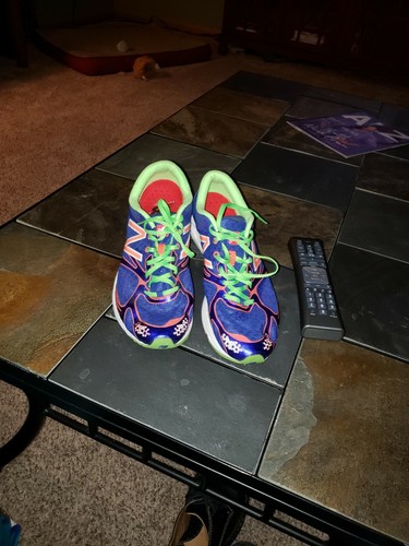 New Balance 2 Womens Size 7 Athletic Walking Traini Gem