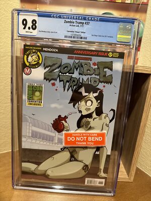 Zombie Tramp #37  2017 Zombi Con Convention SDCC Dan Mendoza CGC 9.8