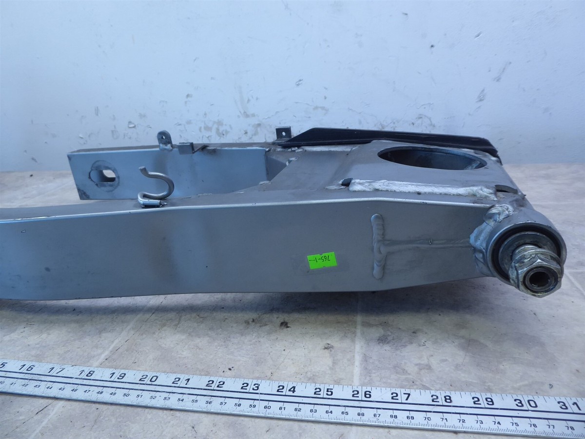 1996 Kawasaki ZX600 ZX6R Ninja K765-1) rear swingarm swing arm