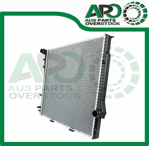 Premium Quality Aftermarket Radiator Fit For BMW X5 E53 Auto / Manual 2000-2006 - Picture 3 of 6
