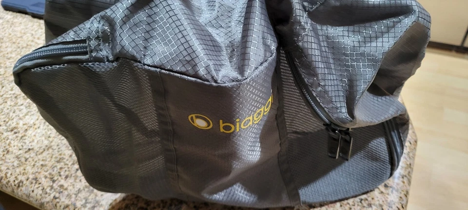 Biaggi Zipsak 631105 1 Medium Packing Zip Cube Gray 14" Tall X 9"Wide 4.5" Deep - Image 3 of 4