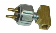 Ford Low-pressure Brake Light Switch Kit Includes Brass Tee Pigtail Fitt Ford Low-pressure Brake Light Switch Kit Includes Brass Tee Pigtail Fitt