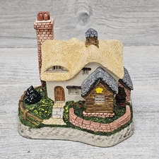 David Winter Buttercup Cottage Collectors Guild Village House 1995 4.5"