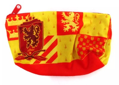 Harry Potter Gryffindor Quidditch Cheering Pouch Collection 18cm  **Note:** Th