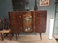 Credenza in radica anni 50 con 3 ante di cui una vetrata altezza M.1,40 x Lunghe
