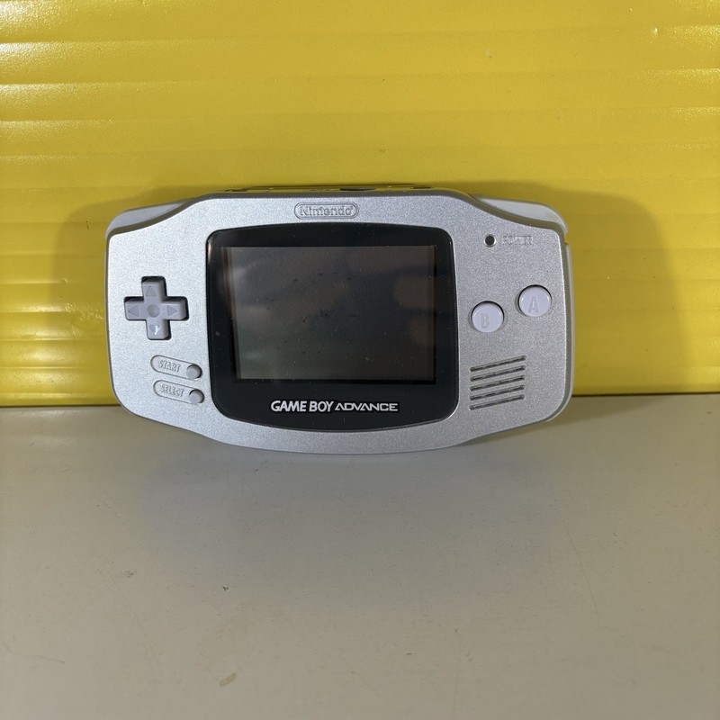 Nintendo Game Boy Advance GBA Silver Silver Console