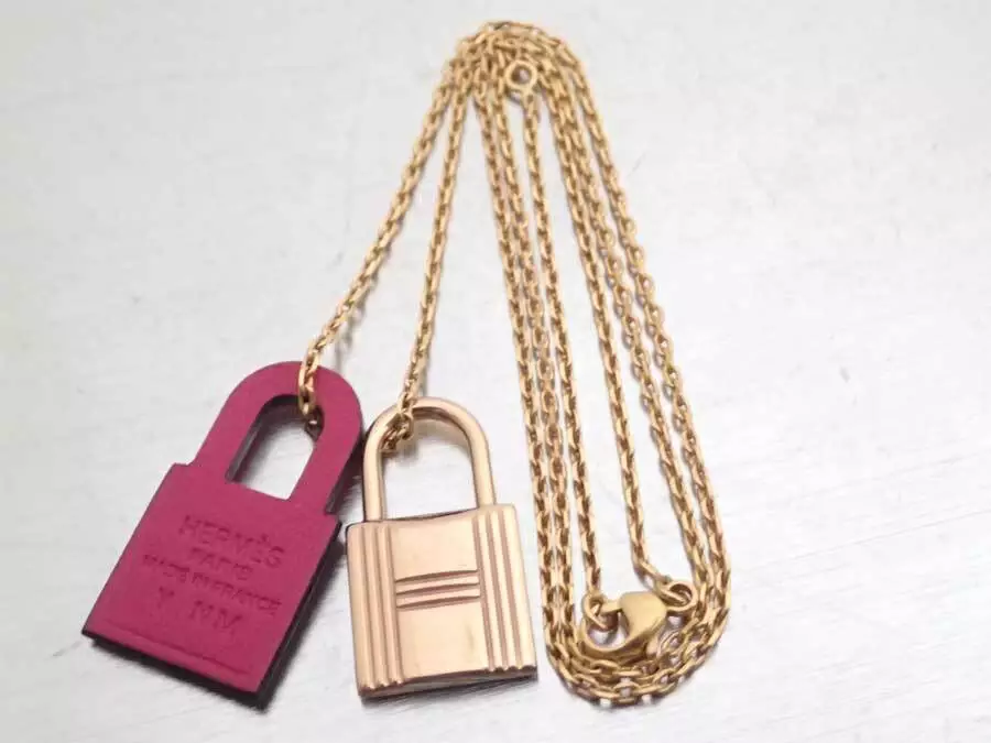 O kelly necklace sales