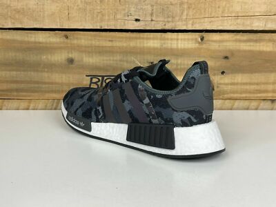 Adidas NMD R1 Boost Men display picture 1